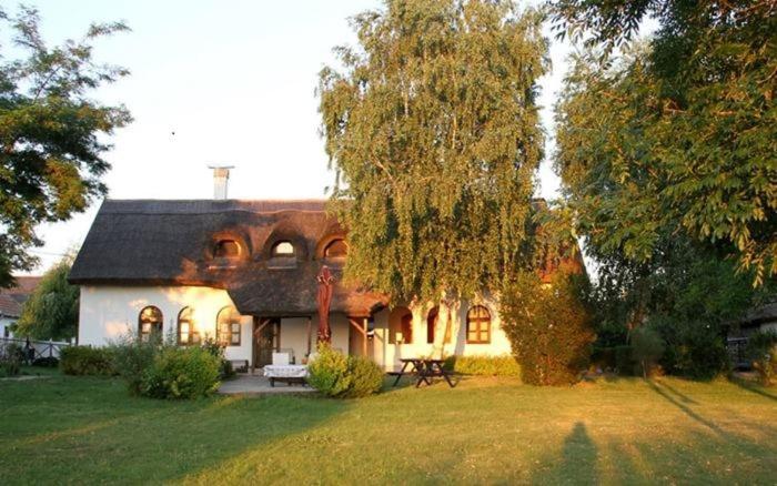 Herberg Tisza Tiszababolna Экстерьер фото