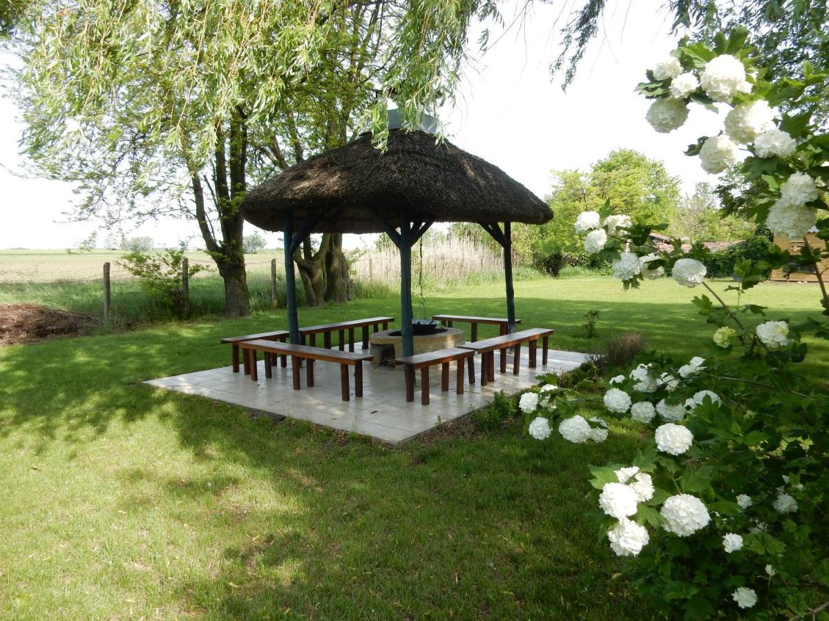 Herberg Tisza Tiszababolna Экстерьер фото