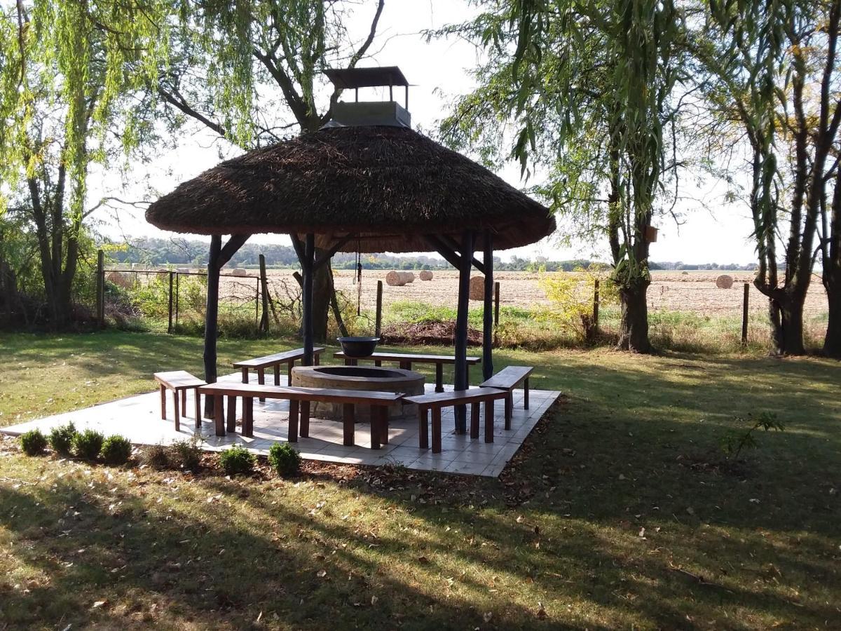 Herberg Tisza Tiszababolna Экстерьер фото
